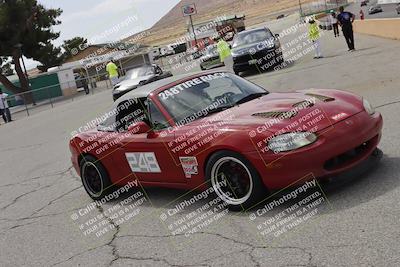 media/Jun-01-2025-CalClub SCCA (Sun) [[eae223c5dd]]/Around pit/